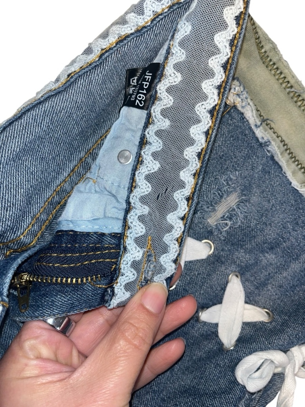 POL Denim Lace-Up Distressed Jean Shorts Size M Y2K Festival Boho - Picture 8 of 8